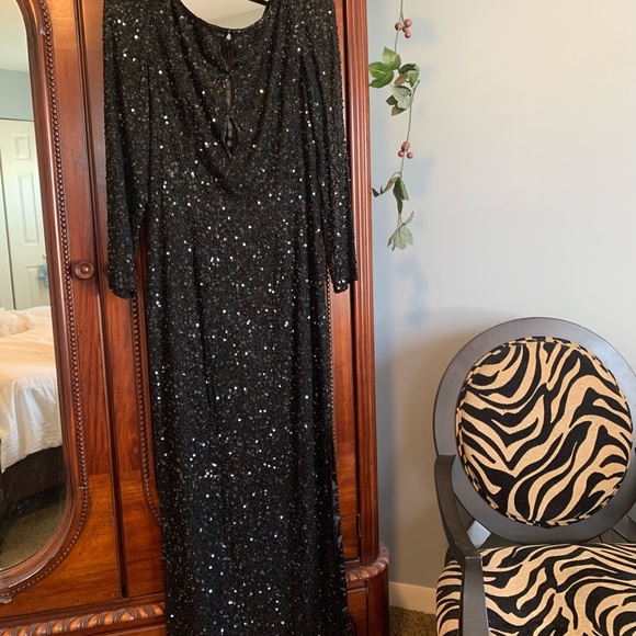 NWT SCALA Vintage Black Silk Sequin evening dress, Size M - Picture 2 of 11